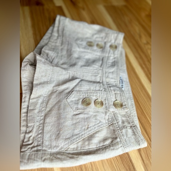 Low Rise Express Linen Sailor Shorts in Cream (Size 0) - Picture 8 of 12